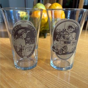 Vintage Pair of Coca-Cola Flare Glasses - Mother’s Pizza Parlour
